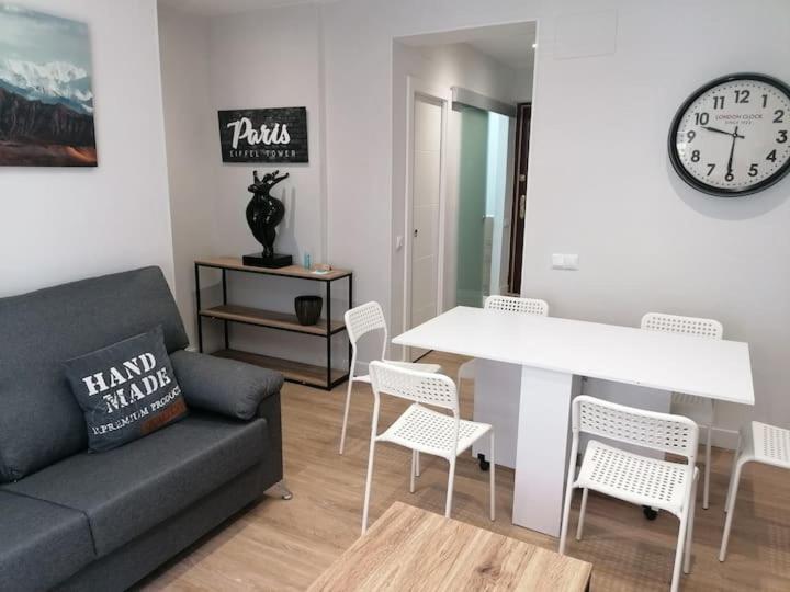 Pisazo En Pleno Centro!! Apartment Santander Luaran gambar